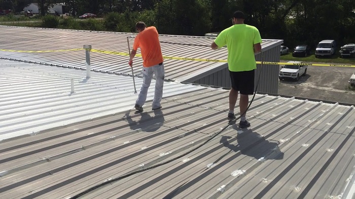 彩鋼屋面房屋翻新價(jià)格揭秘:打造時(shí)尚舒適新家的投資指南