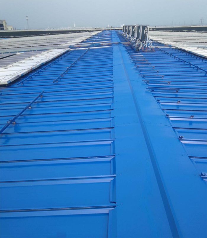 彩鋼屋面翻新底漆施工:技術與注意事項