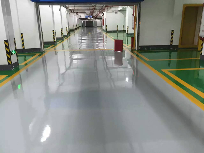 環(huán)氧防靜電地坪翻新:提升工業(yè)場所安全與美觀