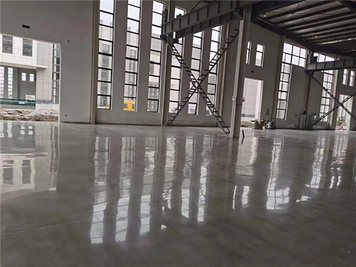 彩色地坪固化劑材料有毒嗎？