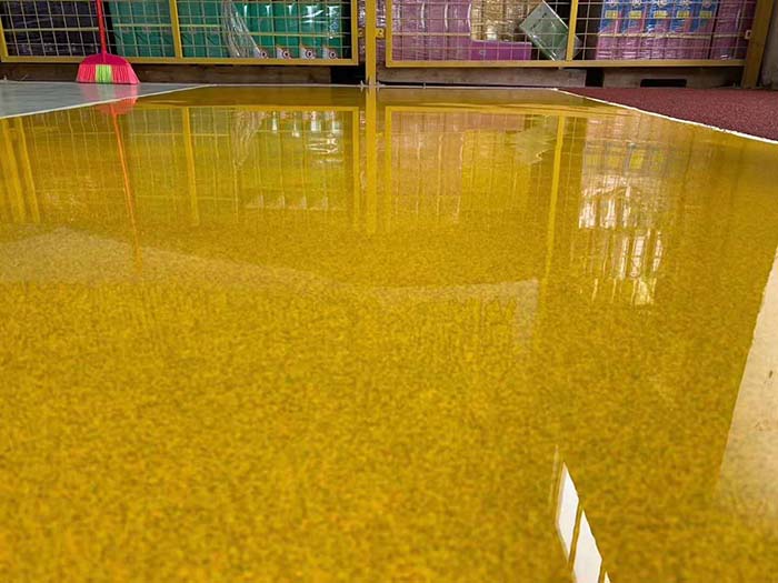 環(huán)氧地坪漆工程特征解析